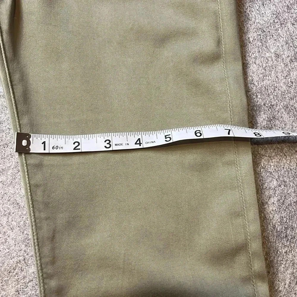 AG The Farrah Skinny Crop,  High Rise, 25. - Picture 6 of 13